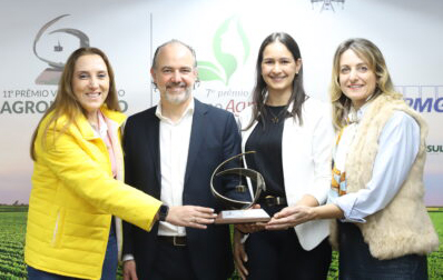 Expointer 2023: FEDERASUL entrega o troféu Três Porteiras aos Vencedores do Agro
